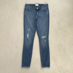 UNIVERSAL THREAD DISTRESSED MID RISE SKINNY BLUE JEANS SIZE 00
